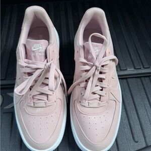 Womens Nike Air Force 1